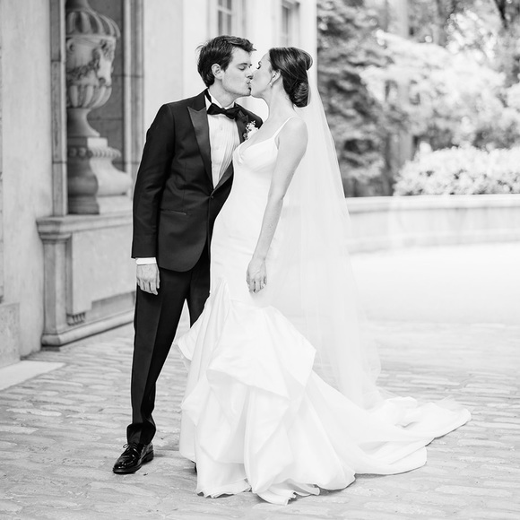 Carol Hannah Wedding Dress - Picture 10 of 13